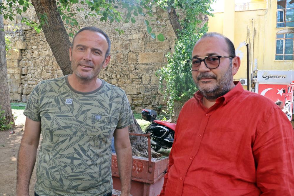 Antalya’da Eski Kültür Sineması Alevlere Teslim Oldu