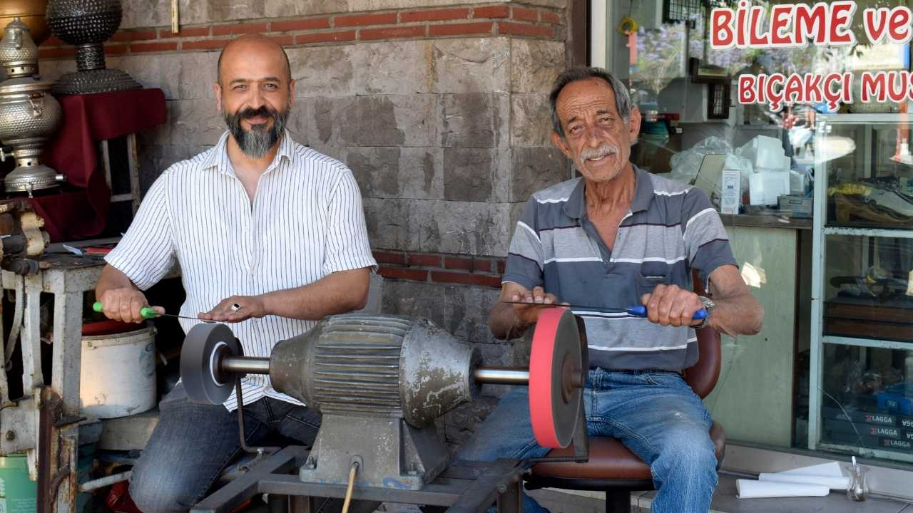 Antalya’da Kurban Yoğunluğu Başladı! 2025 Bıçak Bileme Fiyatı Ne Kadar 2