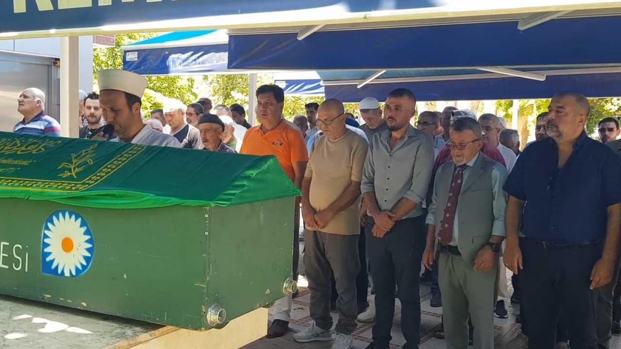 Antalya’da Madde Bağımlısı Genç Annesinin4