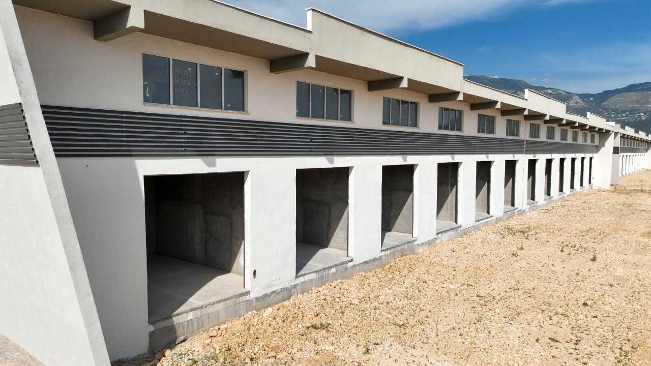Antalya'nın Modern Tarım Üssü Kınık Toptancı Hal Kompleksi Yüzde 80 Tamamlandı 2