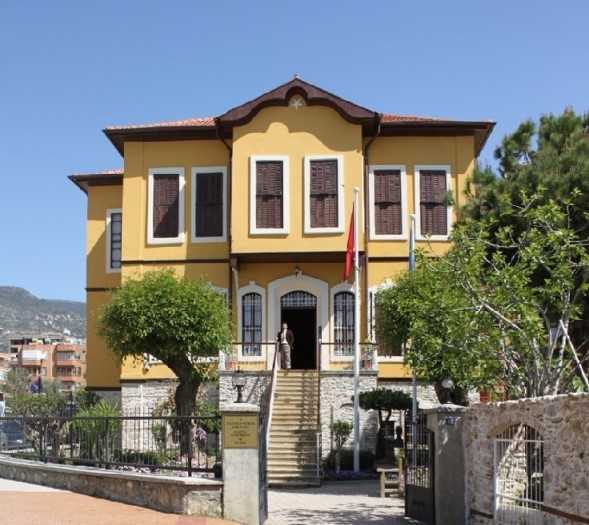 Atatürk Evi Müziiii