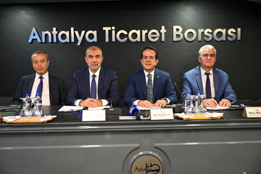 ATB Başkanı Çandır: “Zeytinlikleri Madenciliğe Feda Etmeyiz”