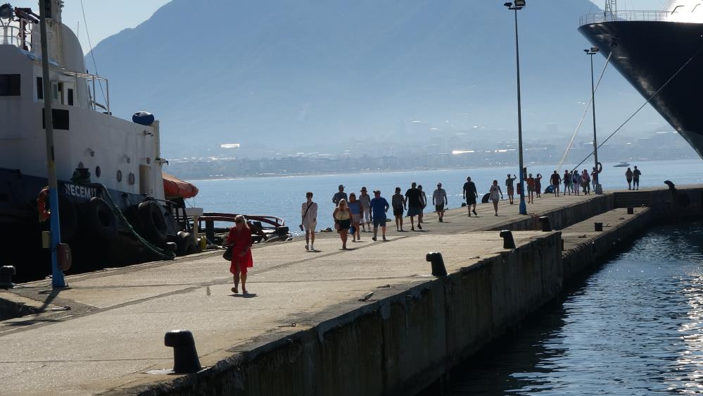 Bahama Bayraklı Kruvaziyer Üçüncü Kez Alanya’ya Demir Attı