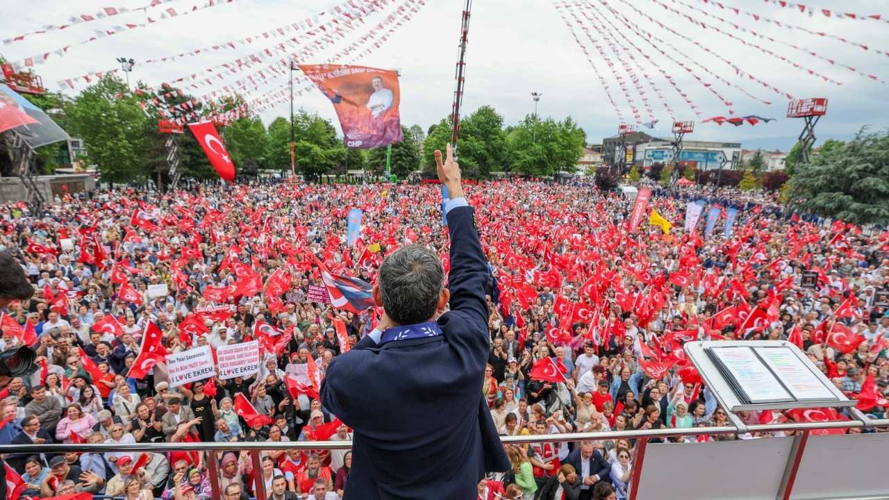 Chp Örgütü Gece Boyunca Antalya Mitingi İçin Hazırlandı 2