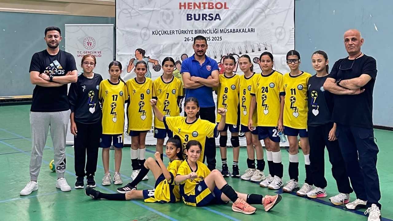 Genç Hentbolculardan Antalya’ya Türkiye Şampiyonluğu Gururu 3