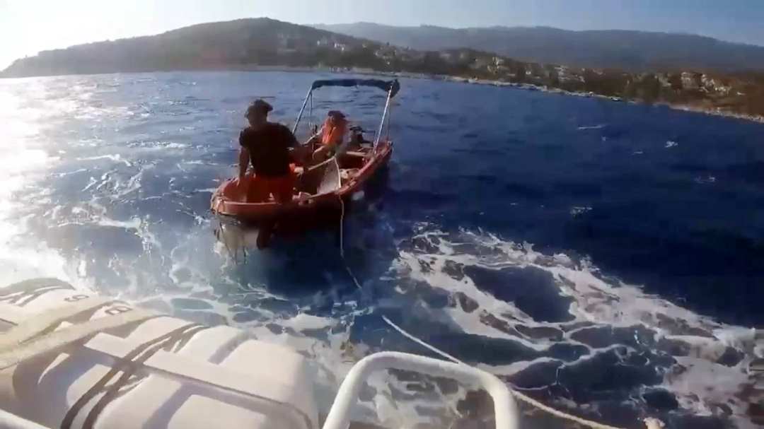 Antalya’da Denizin Ortasında Hayat Kurtarma Operasyonu 2