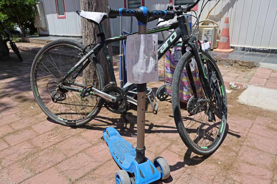 Antalya’da Otobüste Unutulan İlginç Eşyalar 3
