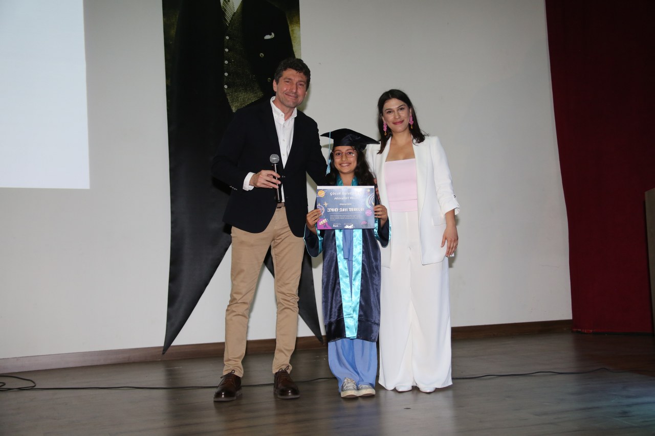 Akdeniz Çocuk Üniversitesi 2. Mezuniyet Töreninde Unutulmaz Anlar Yaşandı
