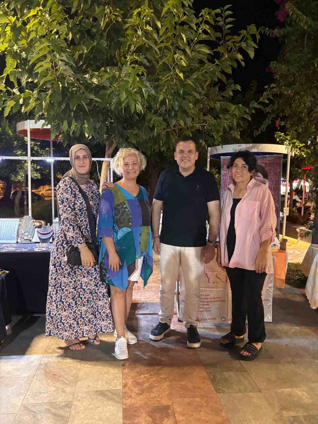 Kemer’de Üreten Kadınlar Kermesi İlgi Gördü 1