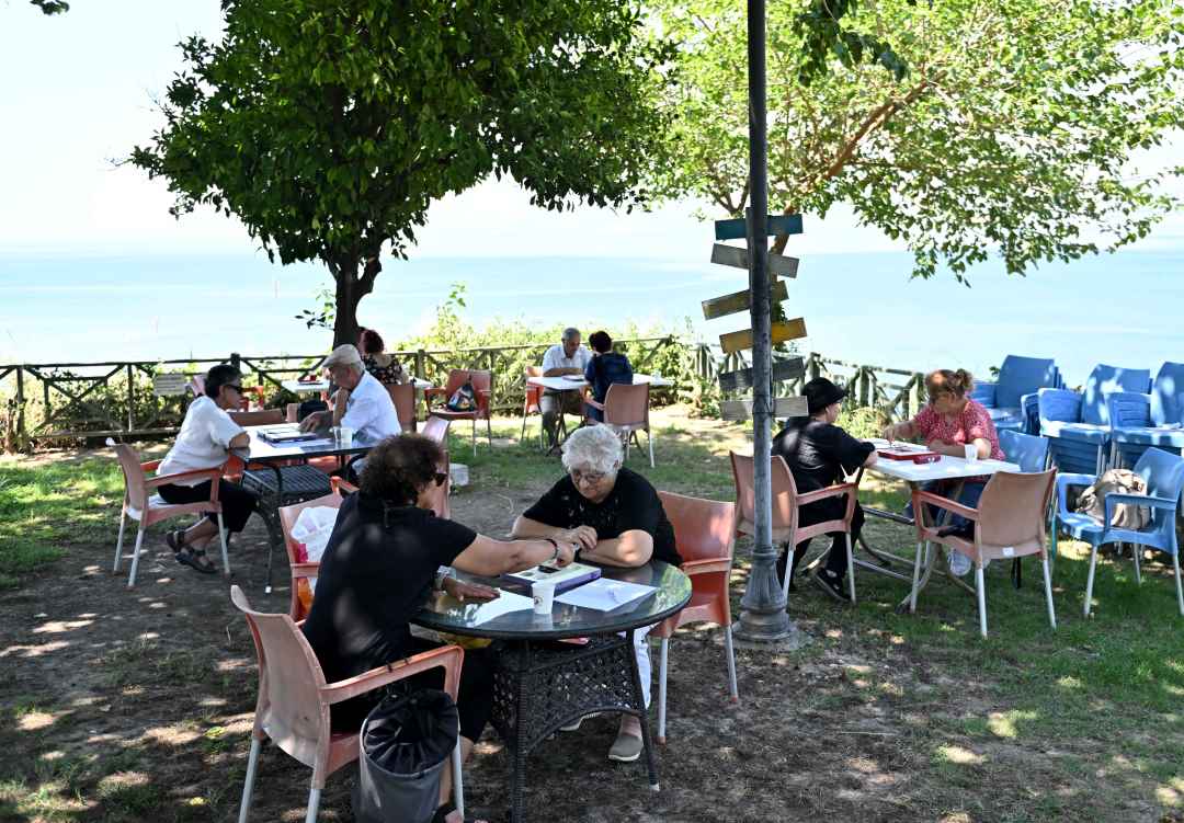 Muratpaşa Belediyesi’nden Yaşlılara Mangala Turnuvası 1