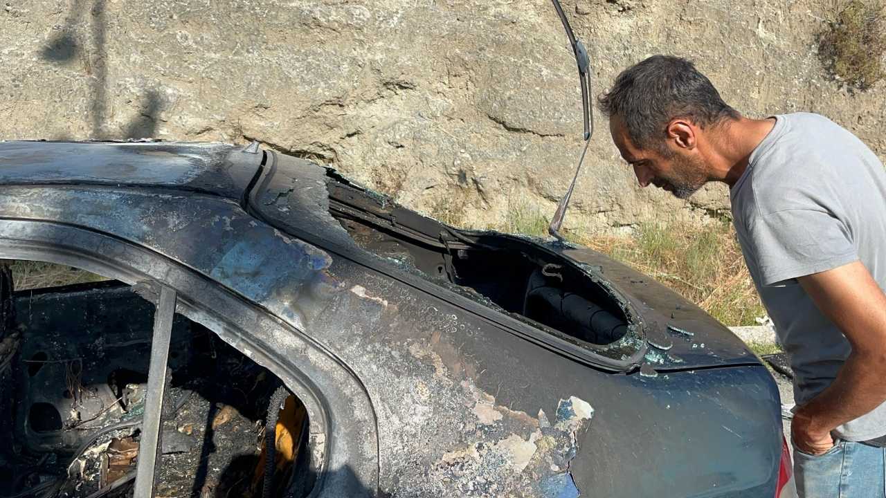 Hatay'da 20 Günlük Araç Seyir Halindeyken Alev Aldı2