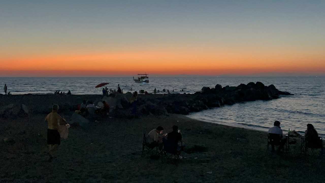 Hatay’da Denize Atlarken Kayalıklara Çarptı 2