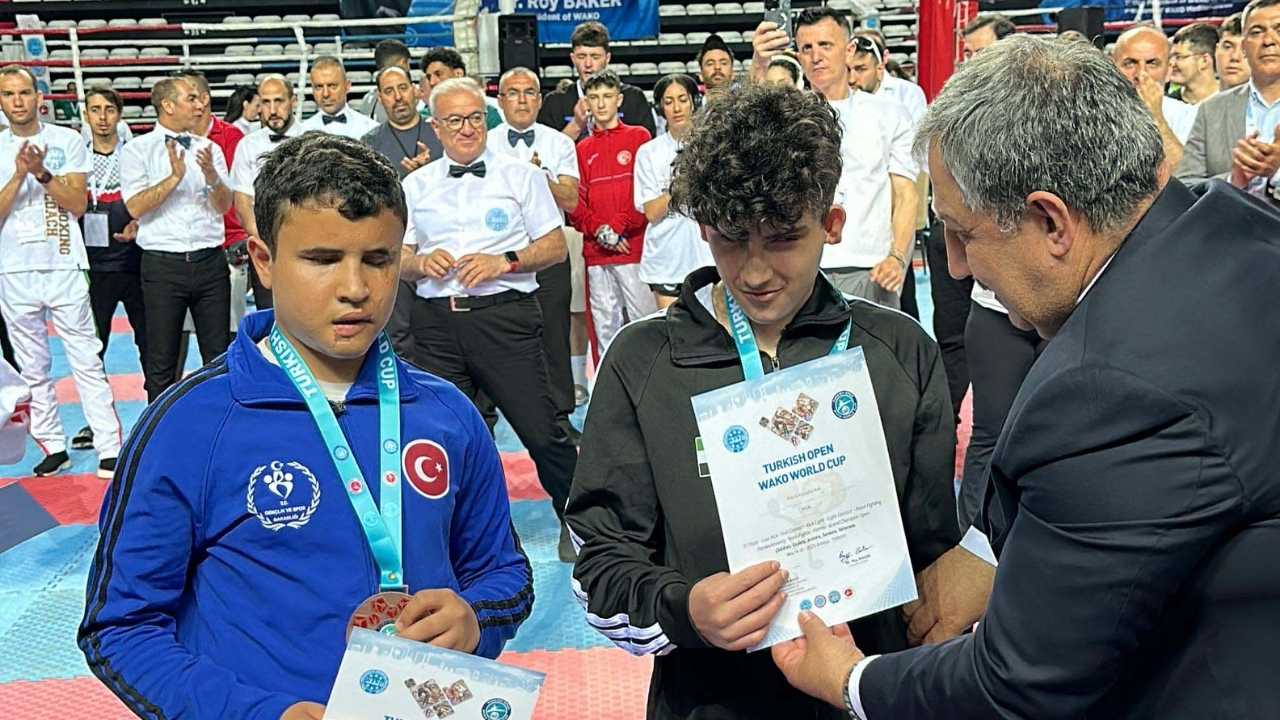 Hatay’da Hayata Tutunup Türkiye’yi Gururlandırdılar 3