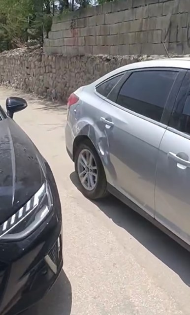 Hatay'de Beton Mikseri Yola Beton Döktü! Firma Temizledi