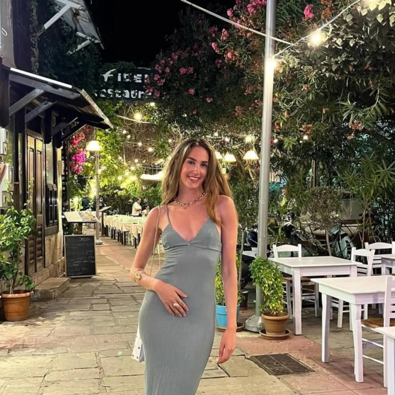 Idil Bilgen Estetikli Mi Estetik Oldugu Gercek Mi Son Halini Bir De Simdi Gorun