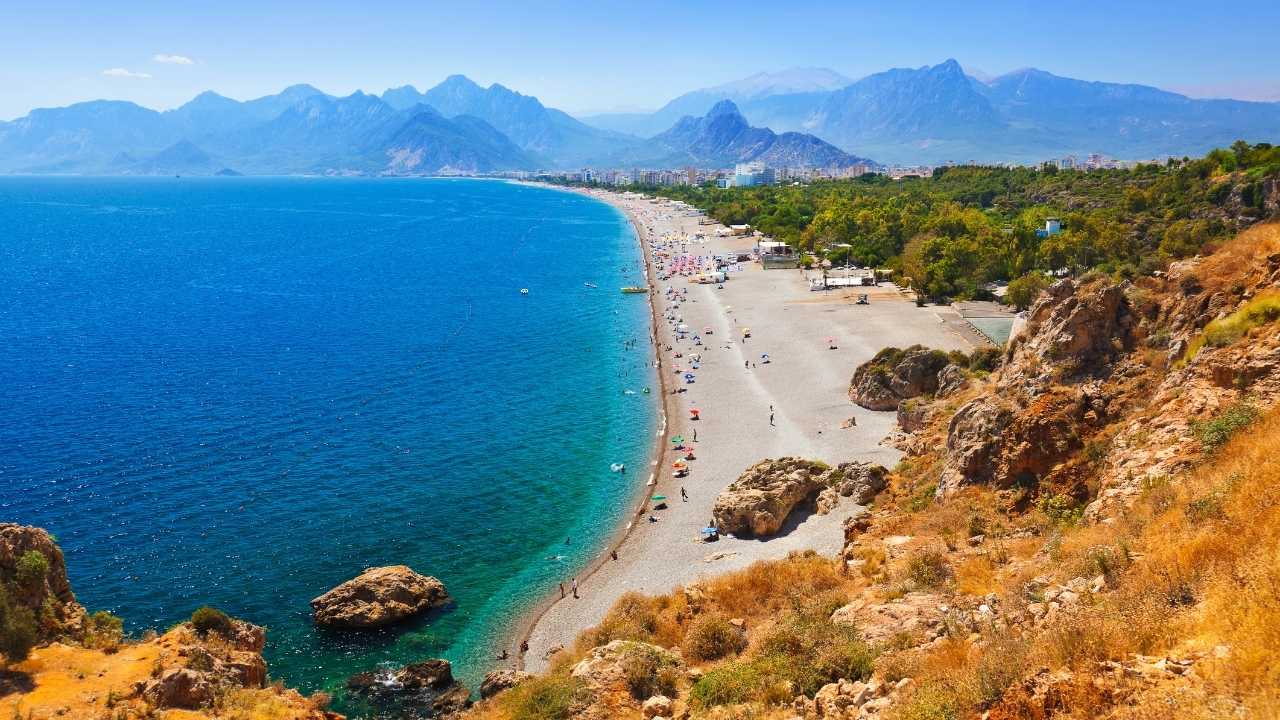 İngilizler Dubai Yerine Antalya'yı Önerdi 250 Sterlin Daha Ucuz 3