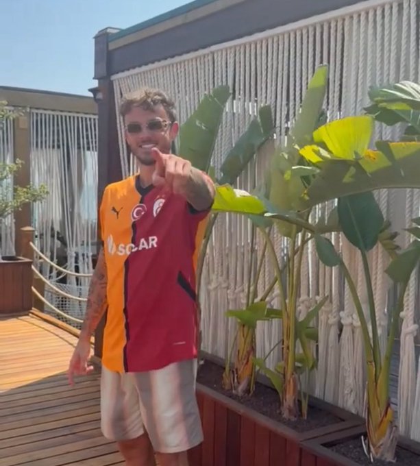 James Maddison Antalya’da Galatasaray Forması Giyq