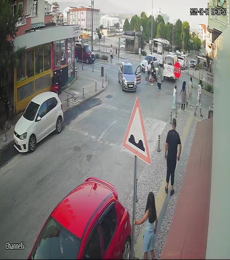 Manavgat’ta Kazadan Kaçarken Kaza Yaptı
