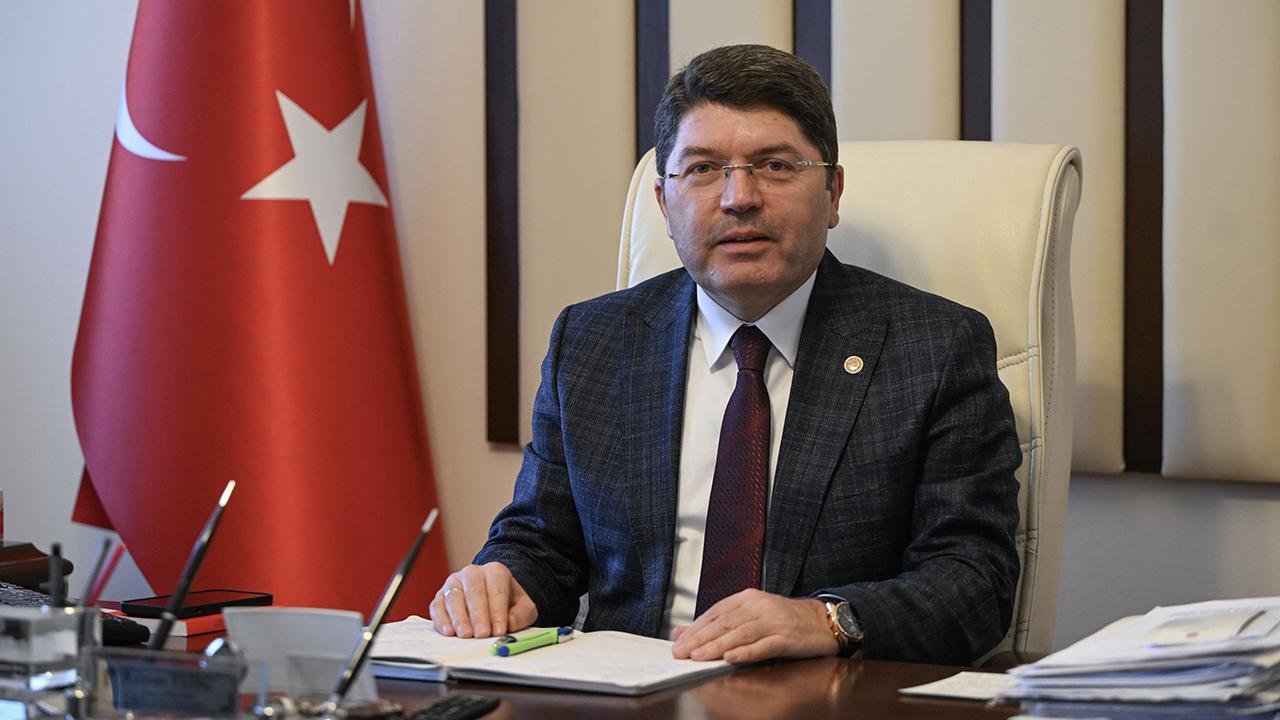 Yilmaz Tunc Aa 2056109-1