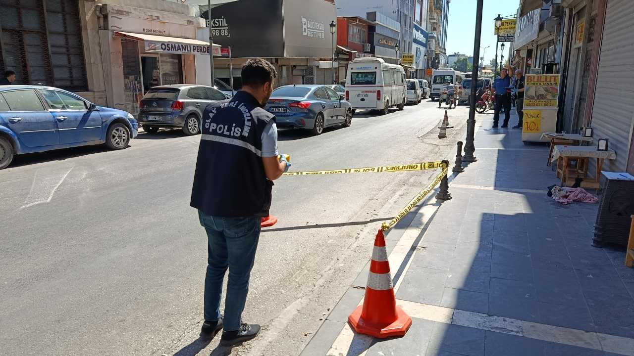 Adana’da Kepengine Hasım Yazan Komşusuna 9 El Ateş Etti4