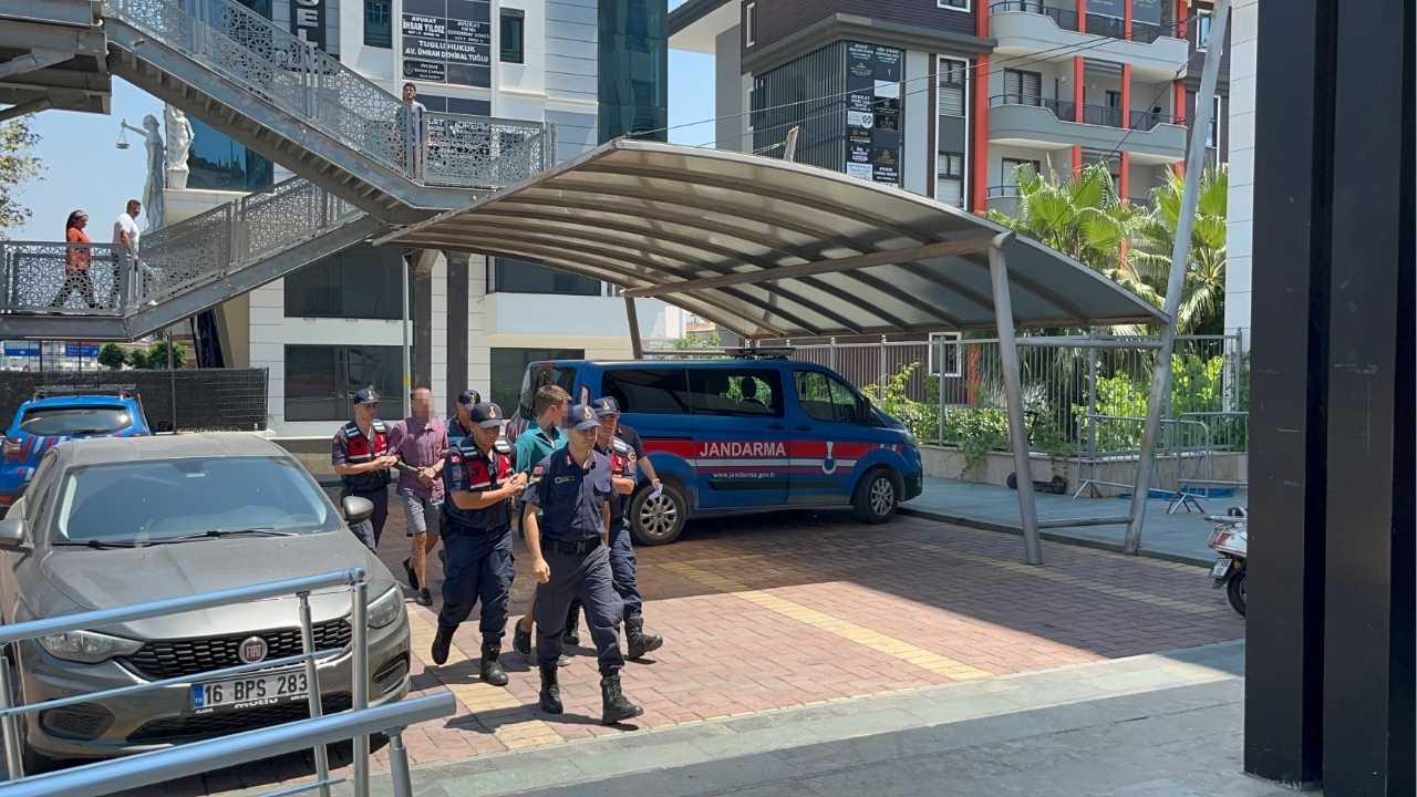 Alanya’da Rus Vatandaşları Arasında Bıçklı Kavga