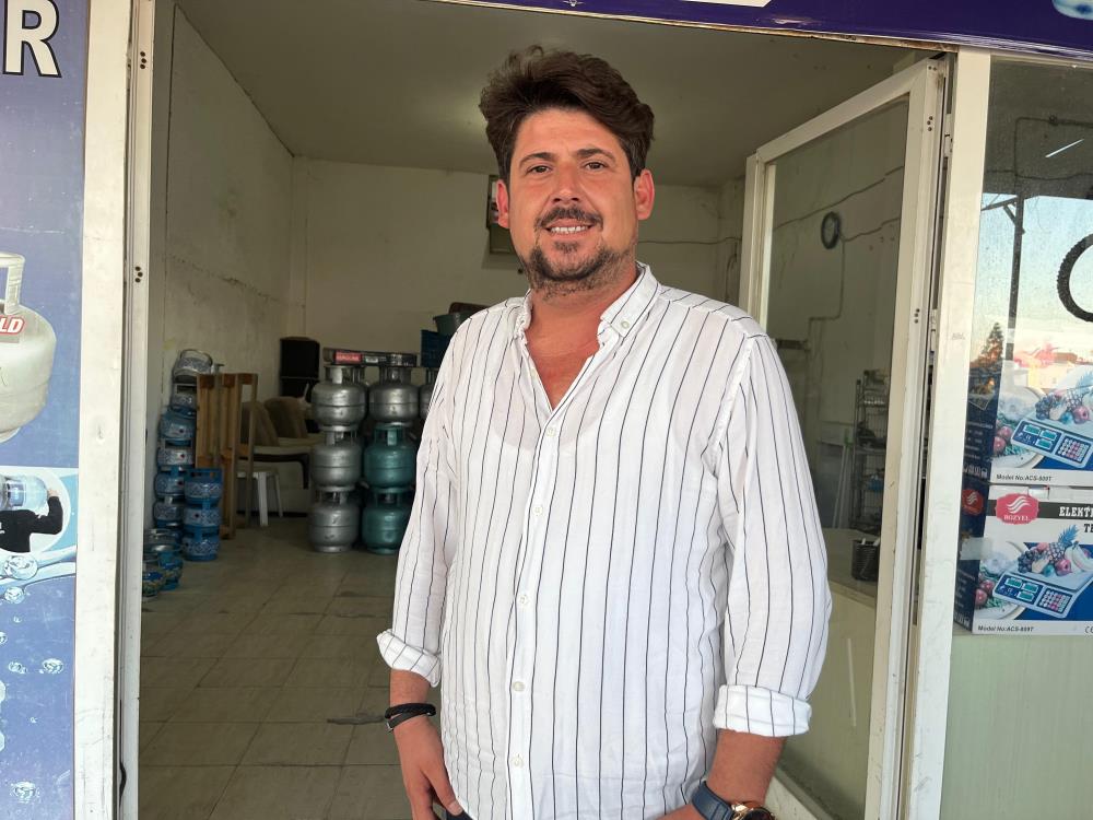 Alanya’da Tüpçü Dükkanında Yılan Paniği! 