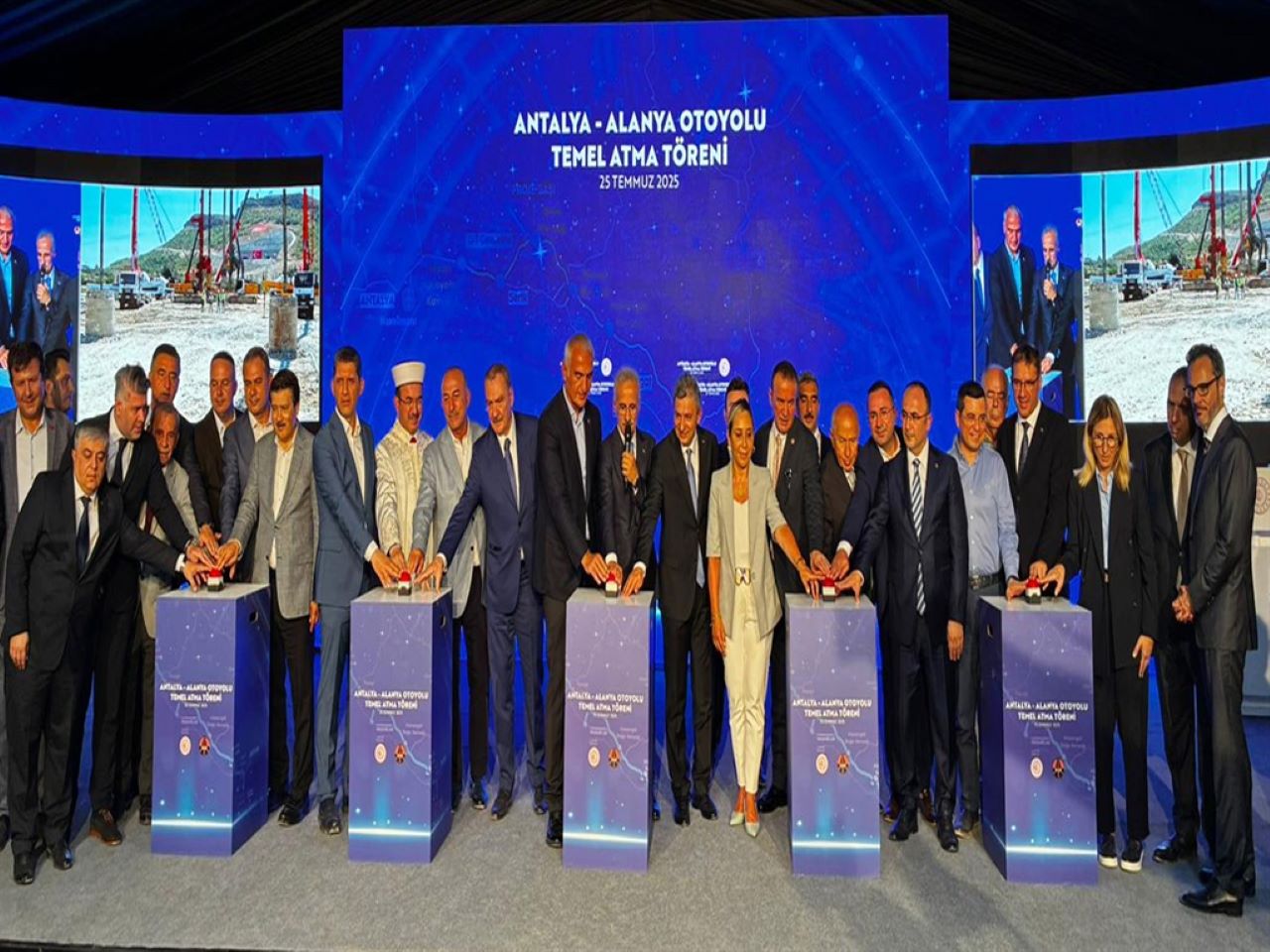 Antalya-Alanya Yolu'nun İhalesi 2 Yıl Önce Yapıldı! Temeli Yeni Atıldı