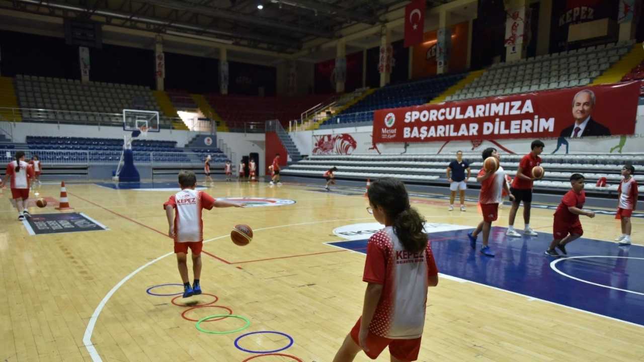 Antalya Kepez’de Yaz Spor Okullarına Büyük İlgi