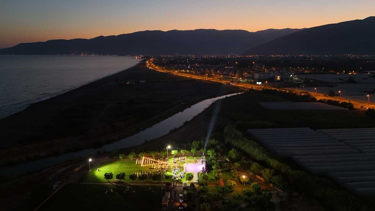 Antalya Kumluca’da Doğayla İç İçe Kır Düğün Salonu Açıldı 3