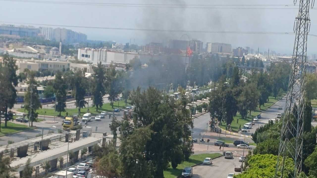 Antalya Muratpaşa’da Bir Araç Alev Alev2