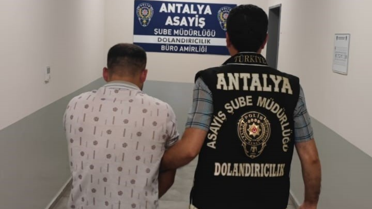 Antalya'da Asayiş Denetimlerinde Rekor Gözaltı! (3)