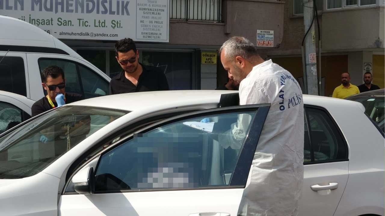 Antalya’da Direksiyon Başında Ölü Bulunuldu