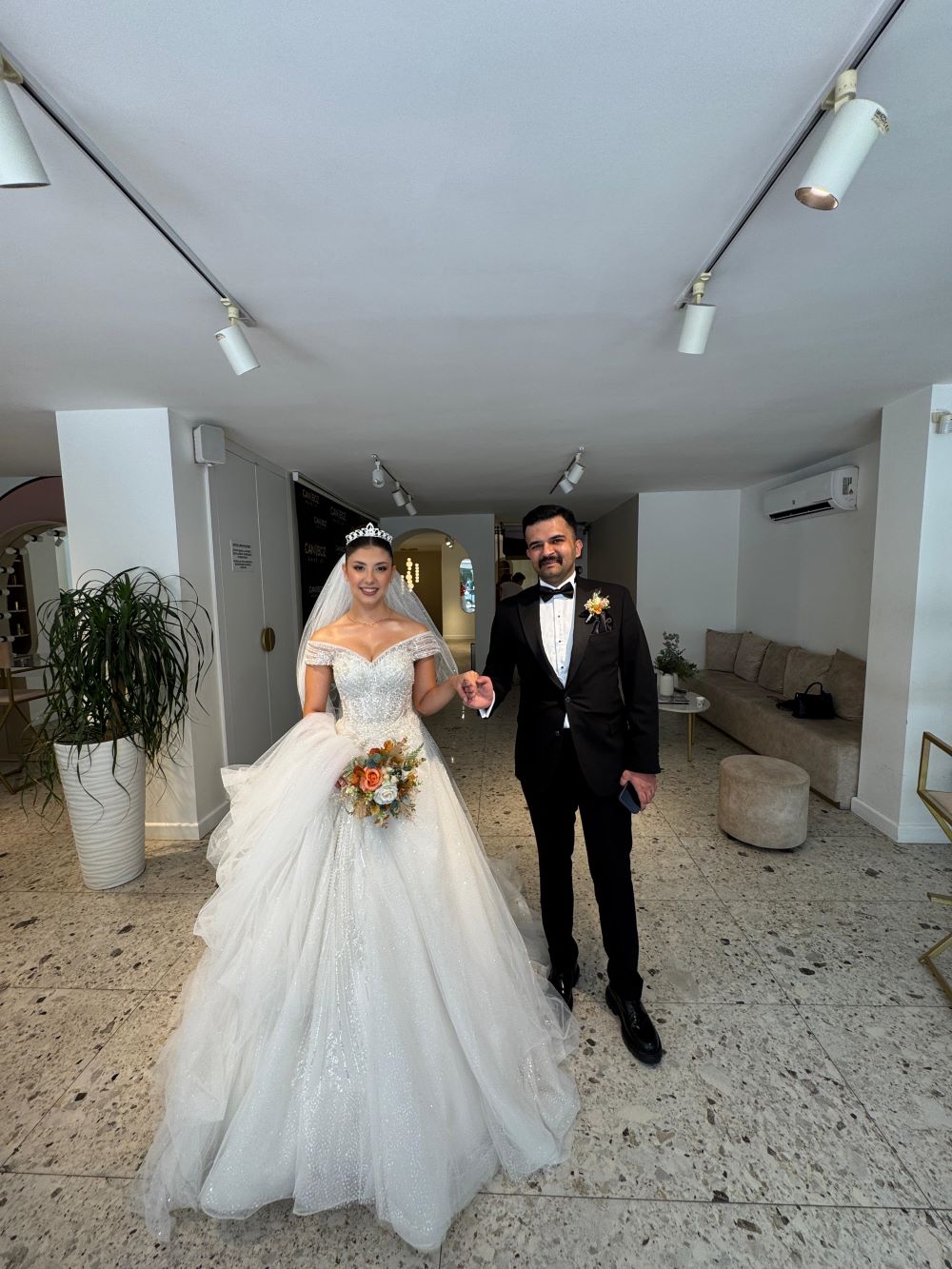 Antalya’da Genç Öğretmen Çiftin Mutlu Günü