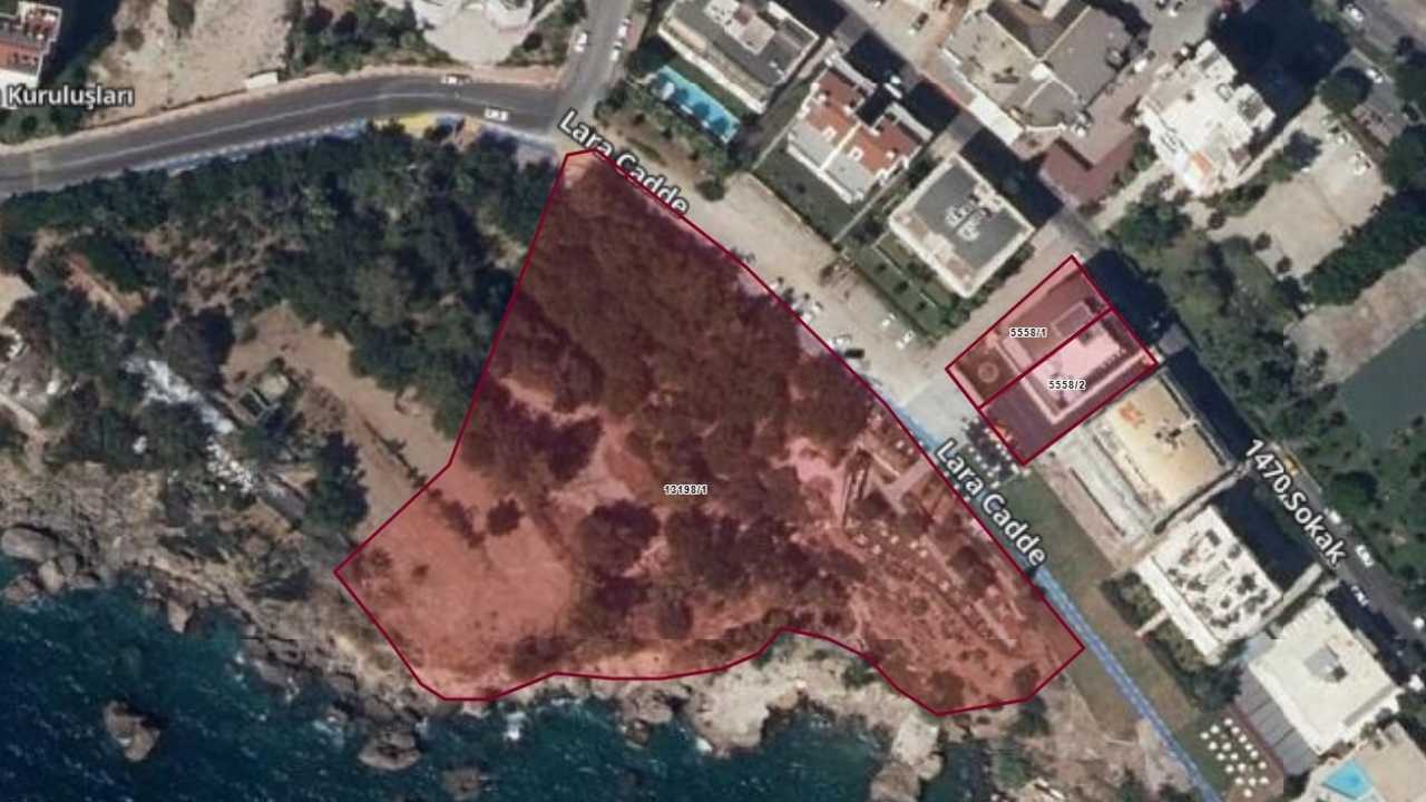 Antalya’da Otelin Falez Üzerindeki Genişlemesi Tepki Çekti! Çevre Sakinleri Görüntüledi 4