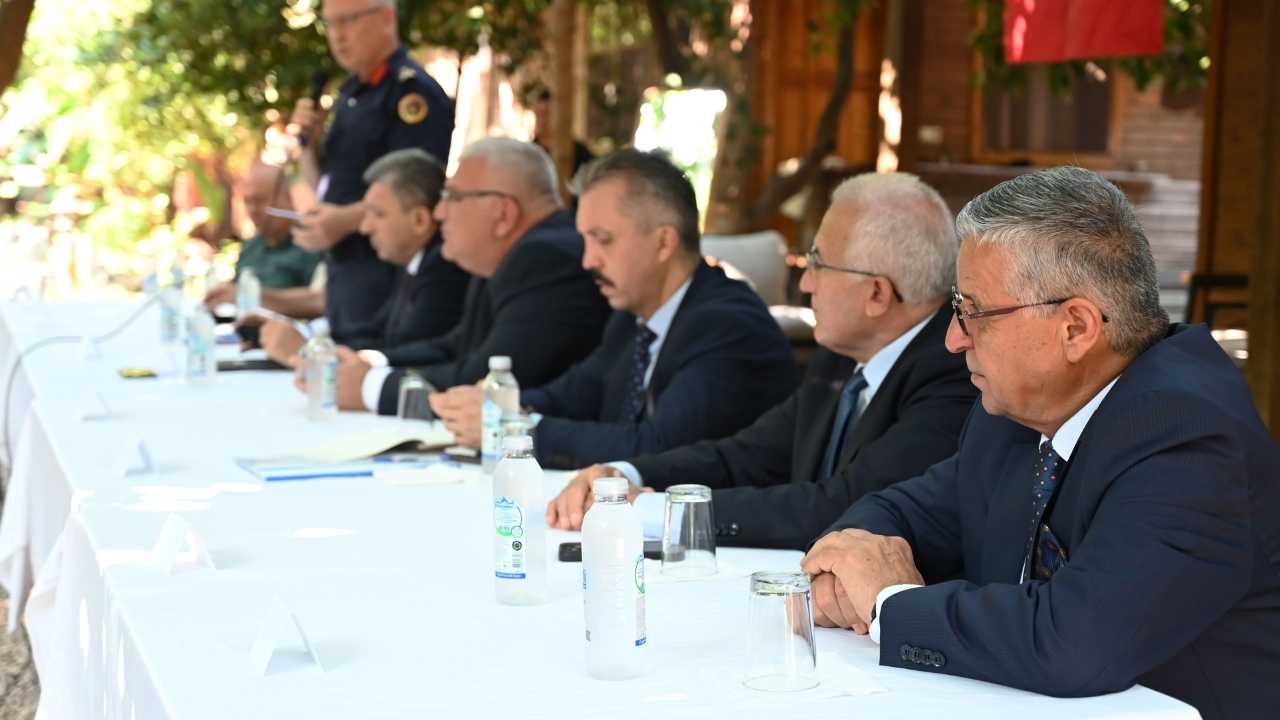 Antalya’da Turizm Güvenliği Olympos’ta Masaya Yatırıldı 3