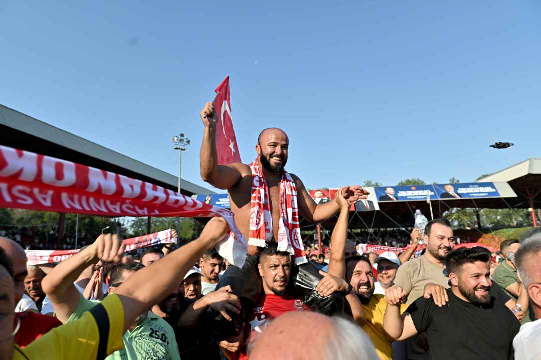 Antalya'nın Gururu Orhan Okulu, Kırkpınar'dan Zaferle Döndü1212