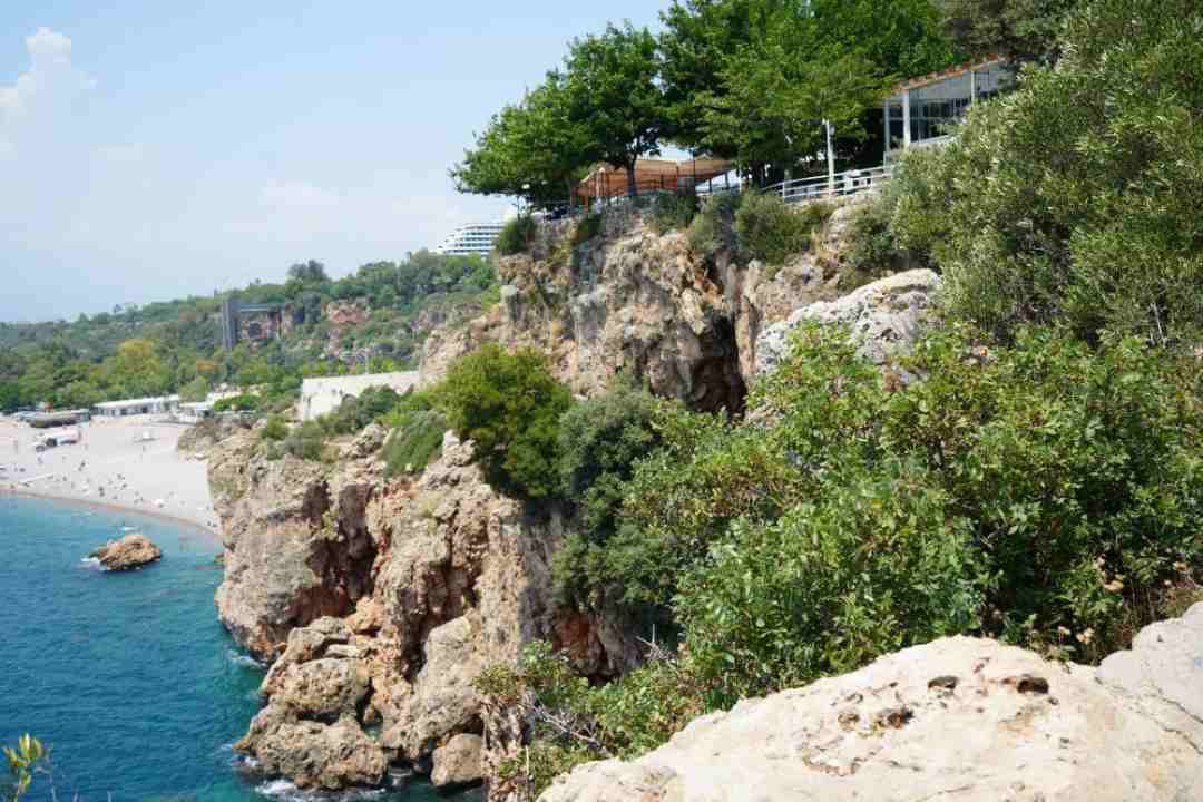Antalya Falezleri Tehdit Altında! 1
