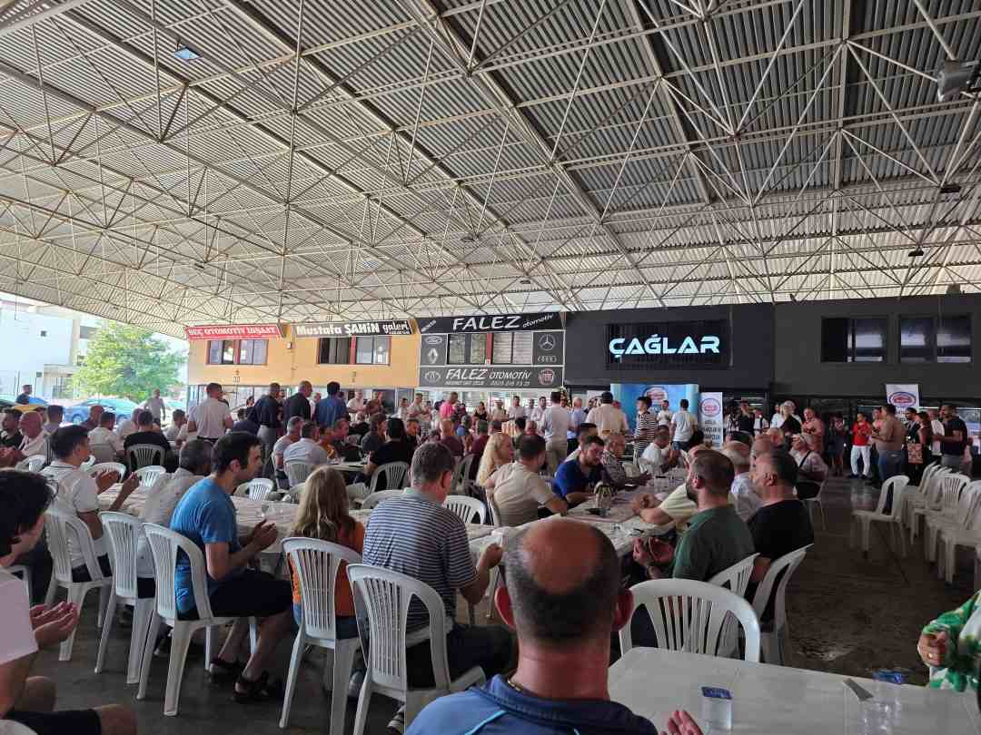Antalya’da Galerici Esnafı Aşure Etkinliğinde Buluştu 1