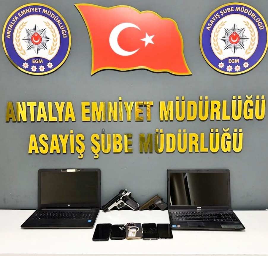 Antalya’da Terfi Vaadiyle 3 Milyon Tl Vurgun 1