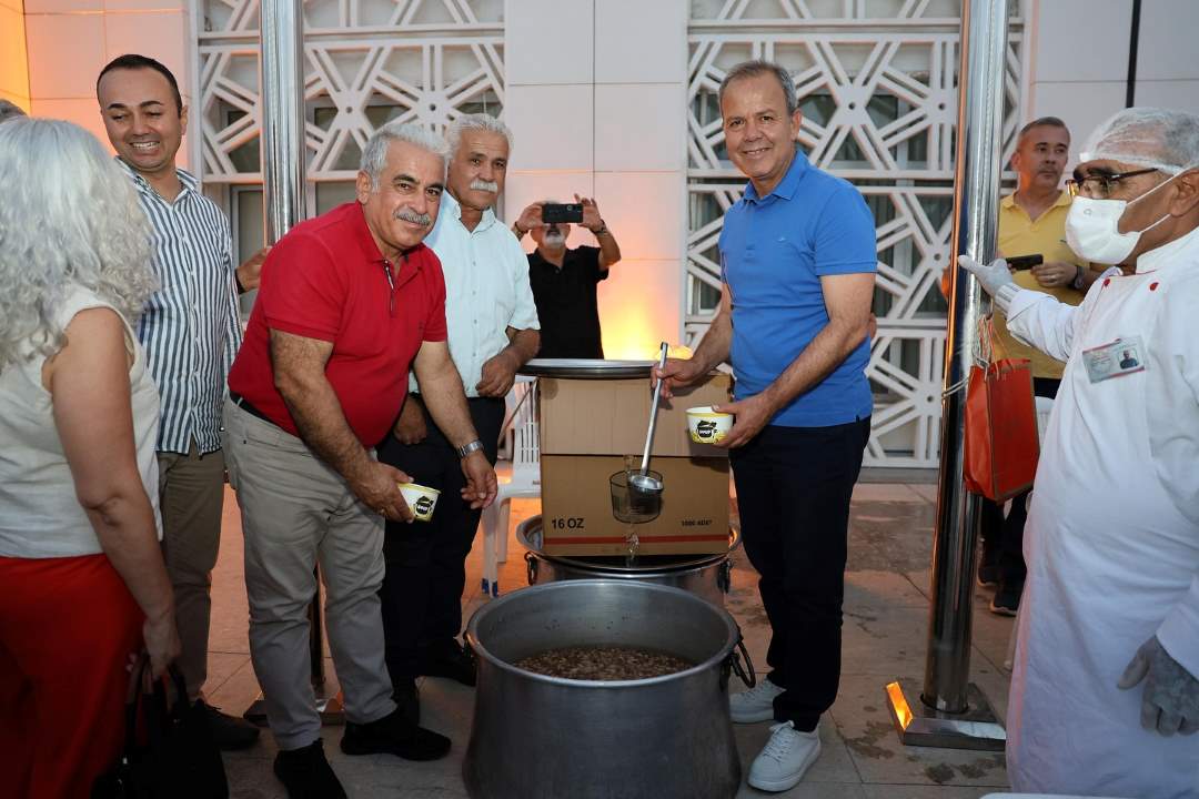 Döşemealtı’nda Aşure Kazanı Dostluk İçin Kaynadı! 4
