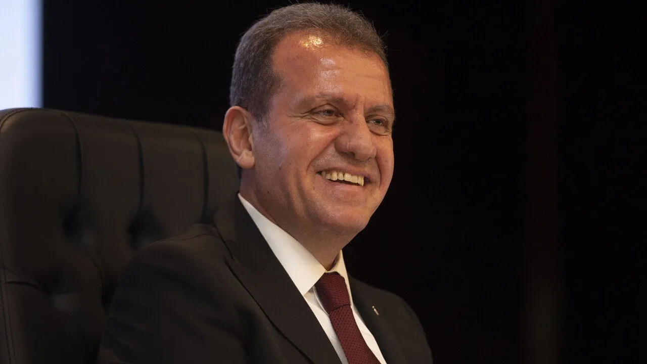 Vahap Seçer 1