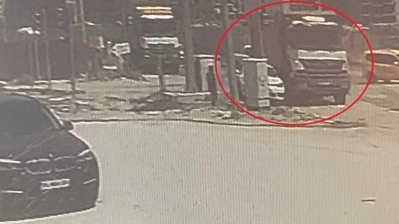 Hatay’da Araçların Savrulduğu Kazada Saniyeyle Kurtuluş 2