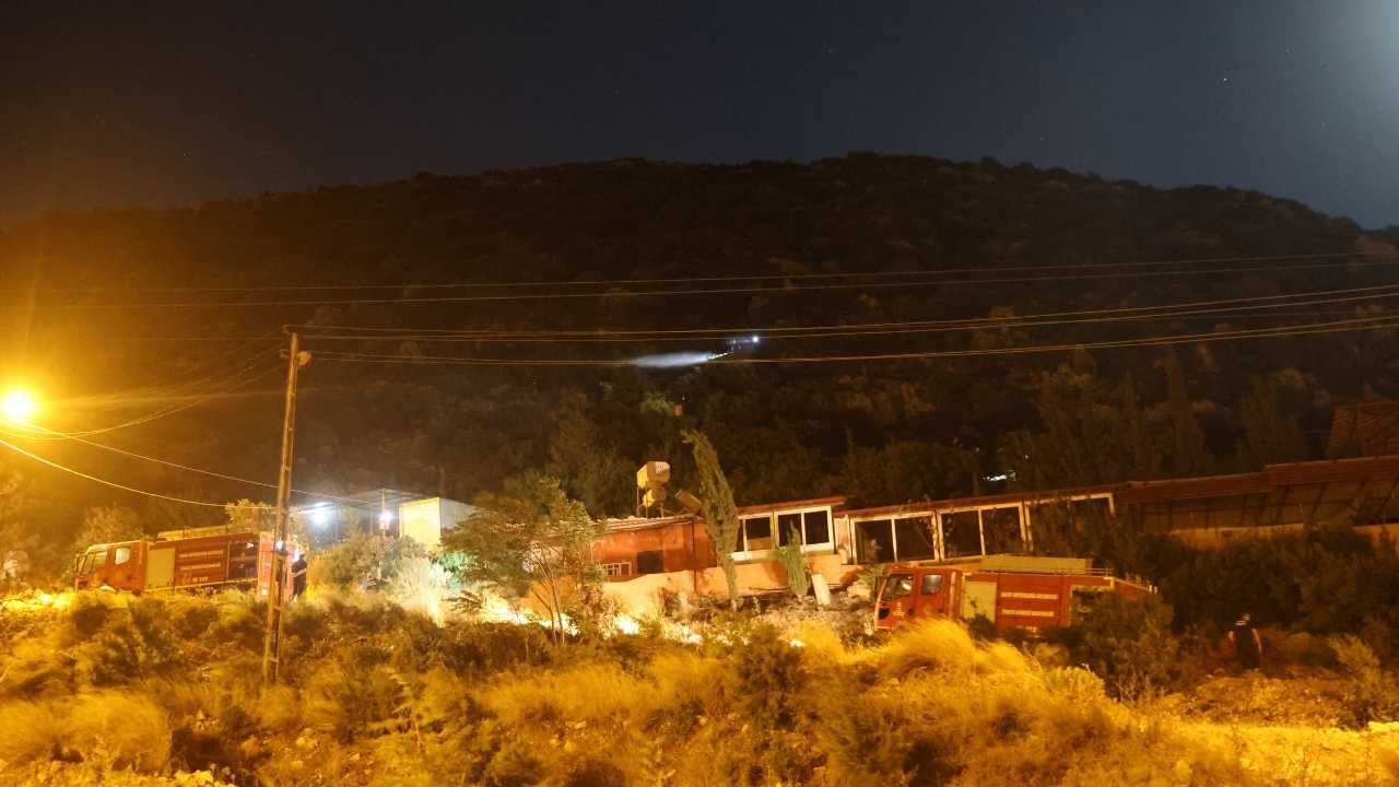 Hatay’da Evlilik Teklifinde Atılan Fişekler Yangın Çıkardı4