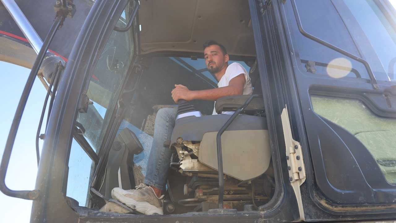 Hatay’da Kapalı Yolu Açmak İsterken Alevlerin Ortasında Kaldı 2