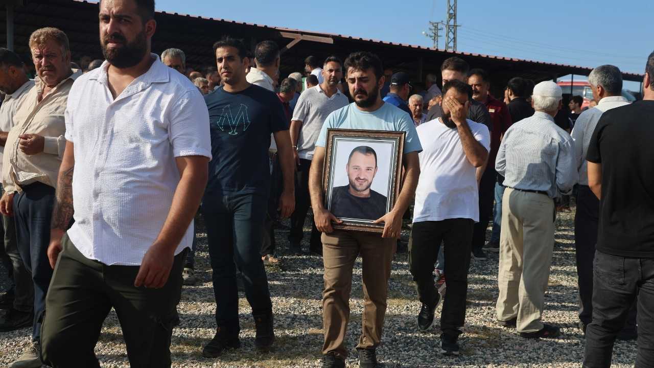 Hatay’da Trafik Kavgasını Ayırırken Canından Oldu 4