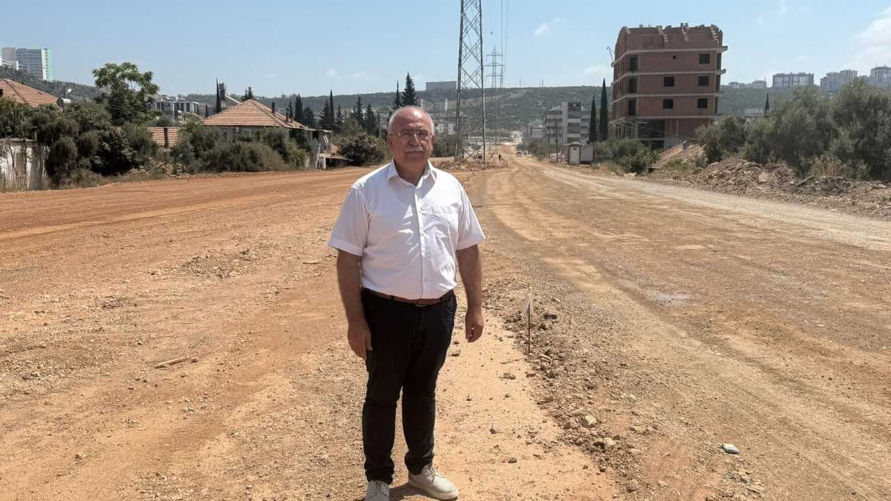 Kepez Göçerler’de İki Yıldır Süren Asfalt Bekleyişi 3