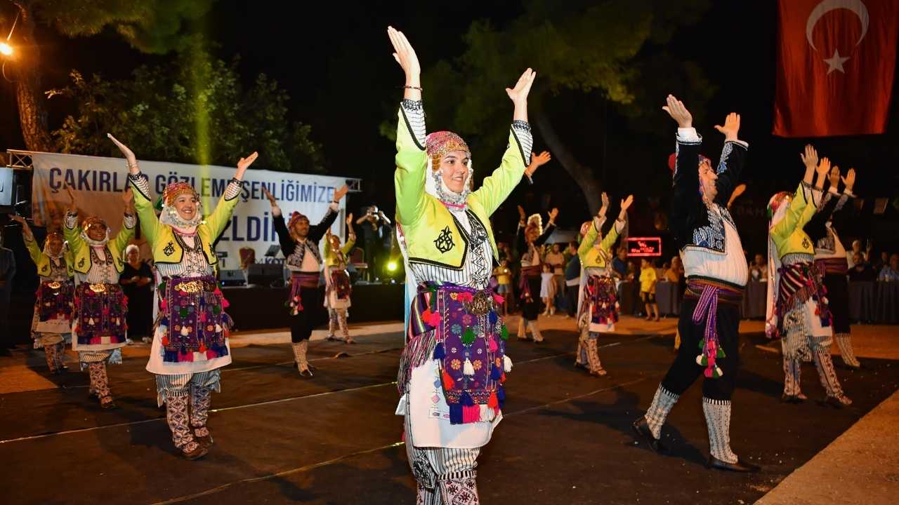Konyaaltı Belediyesi Ekibi, Üsküp’teki Uluslararası Festivalde