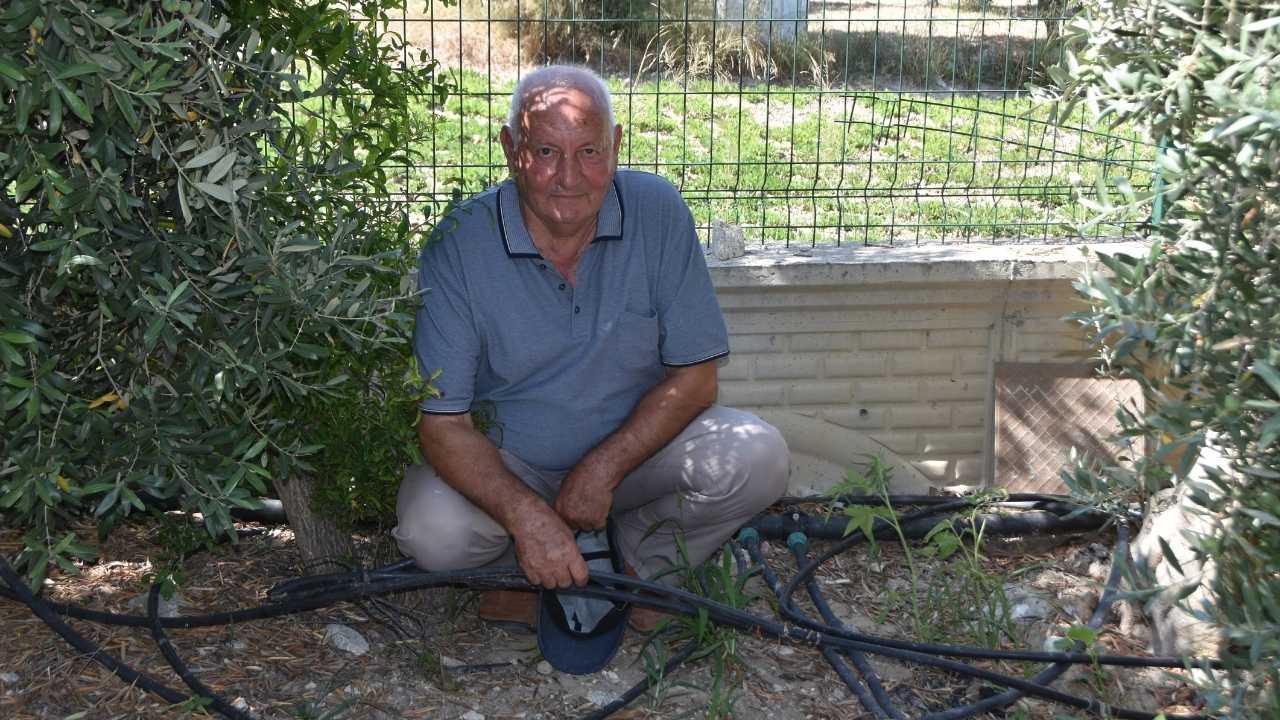 Manavgat’ta Emekli Öğretmenin Bahçesinde Susuzluk Çilesi 2
