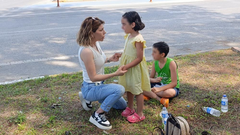 Manavgat’ta Otomobil İle Tur Minibüsü Çarpıştı! 