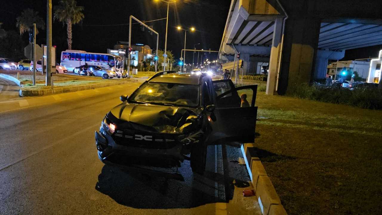 Manavgat’ta Otomobille Motosiklet Birbirine Girdi3